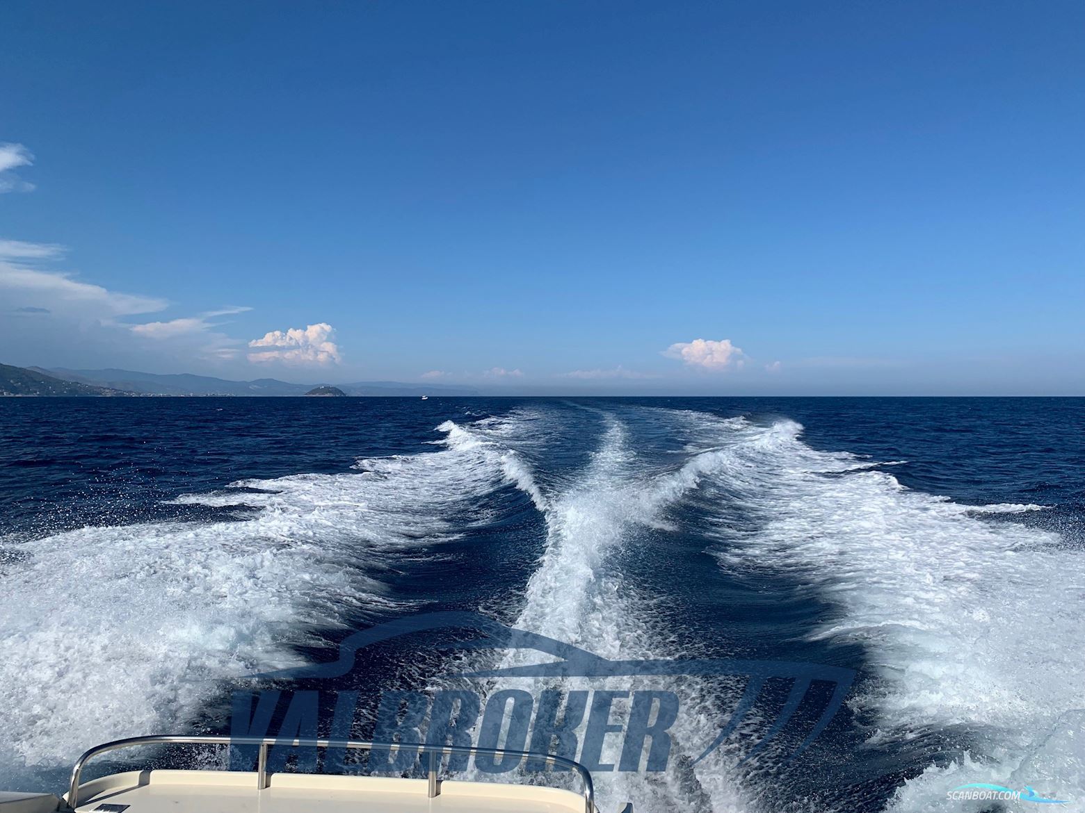 Colombo Cambridge 44