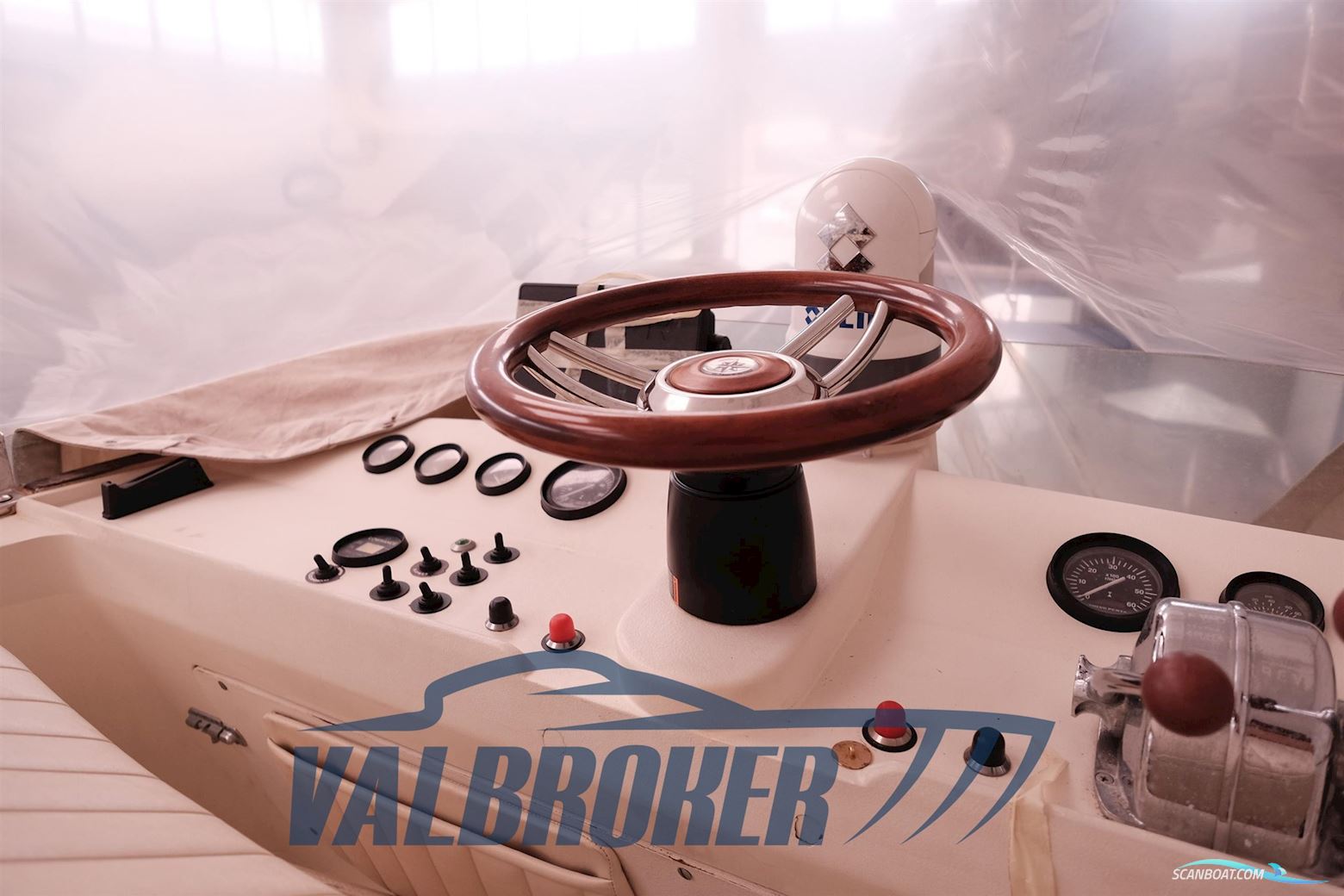 Colombo Sport Fisherman 31