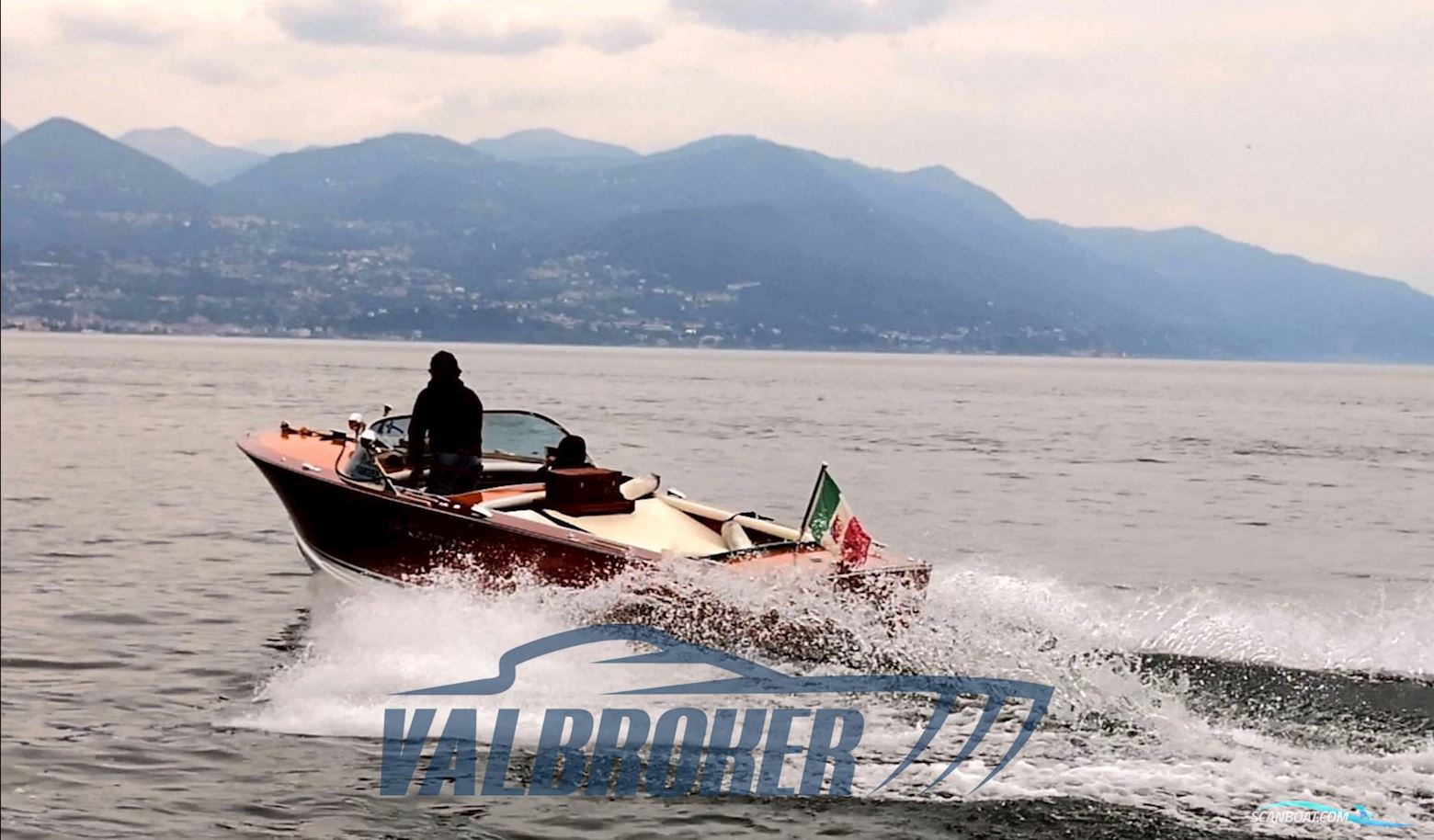 Colombo Varazze D'Epoca in Mogano Motorboot 1963, mit Chrysler 318 C motor, Italien