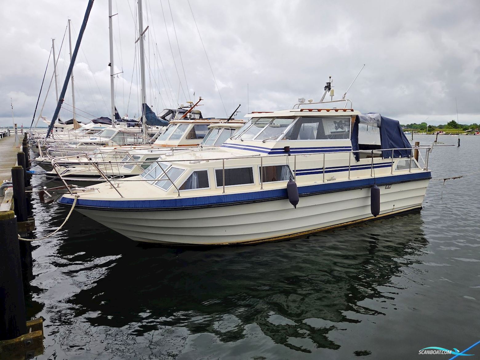 Comet Commander 31 Motorboot 1982, mit Ford motor, Dänemark