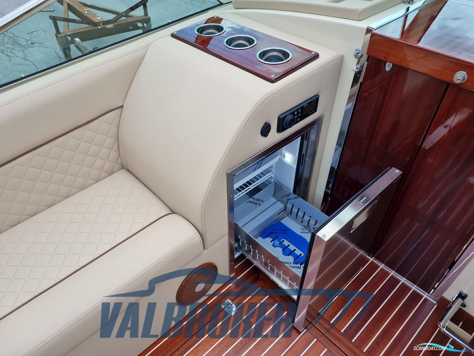 Comitti Wooden Boats Venezia 25 Classic Mahogany