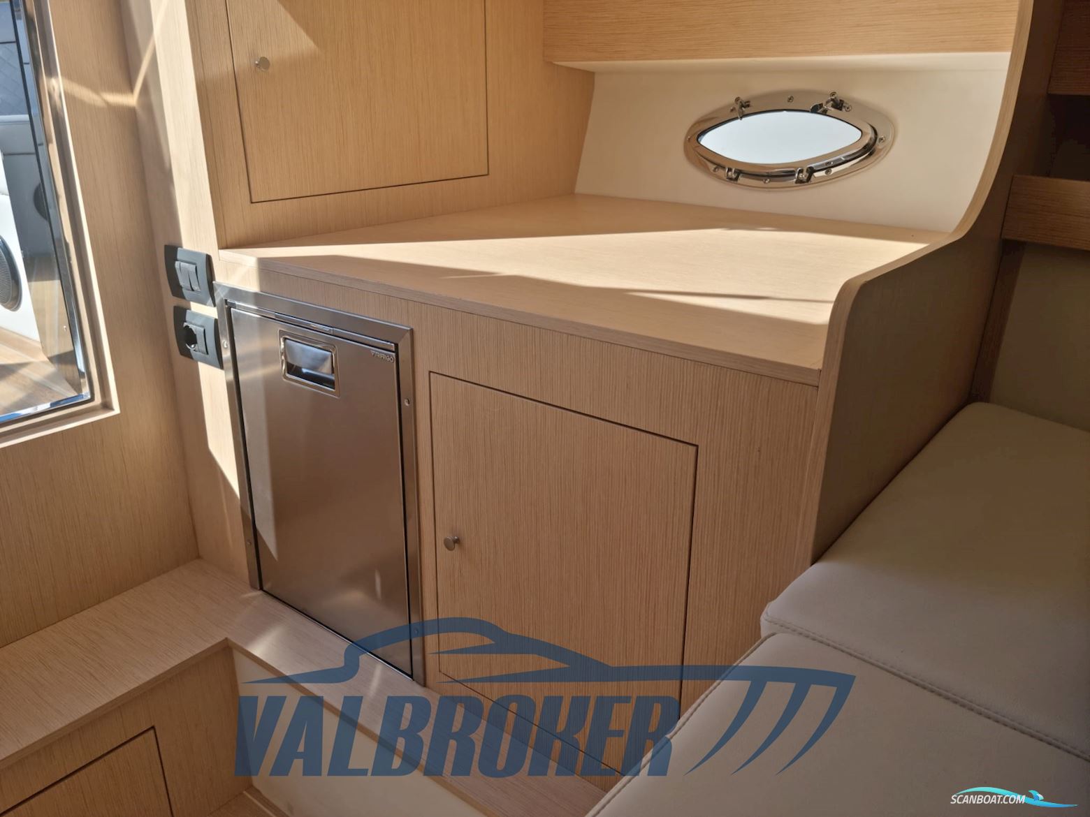 Comitti Wooden Boats VENEZIA 31 classic teak