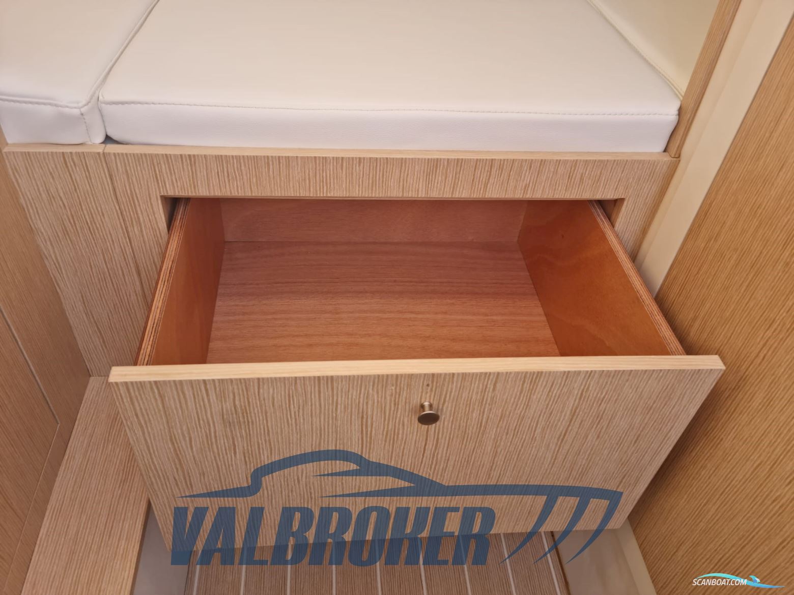 Comitti Wooden Boats VENEZIA 31 classic teak