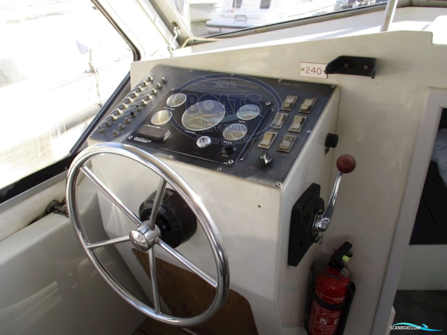 Connoisseur PENICHETTE JAMAICA 12.20