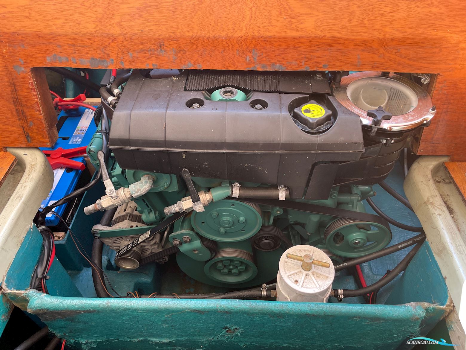 Coronet 24 Weekender