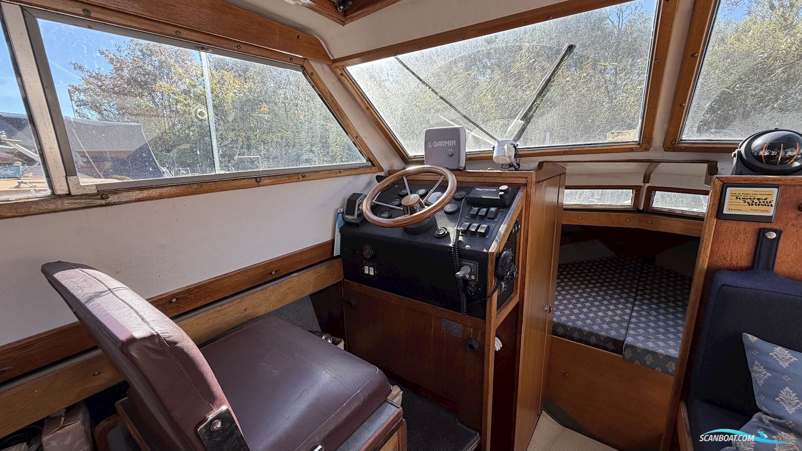 Coronet 26 Family