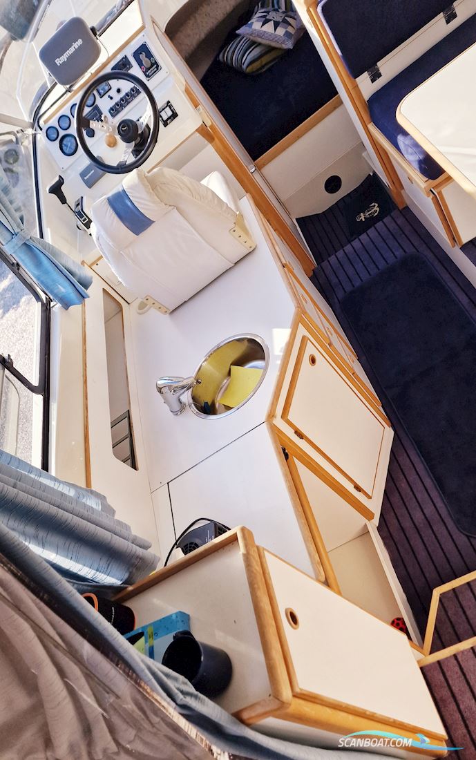Coronet 280 Fly