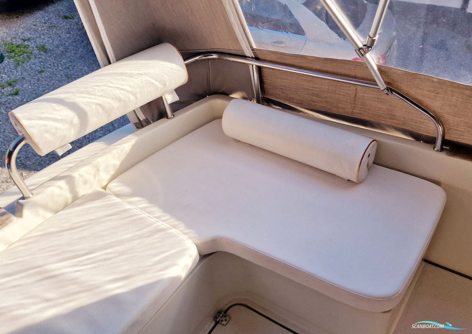 Coronet 280 Fly