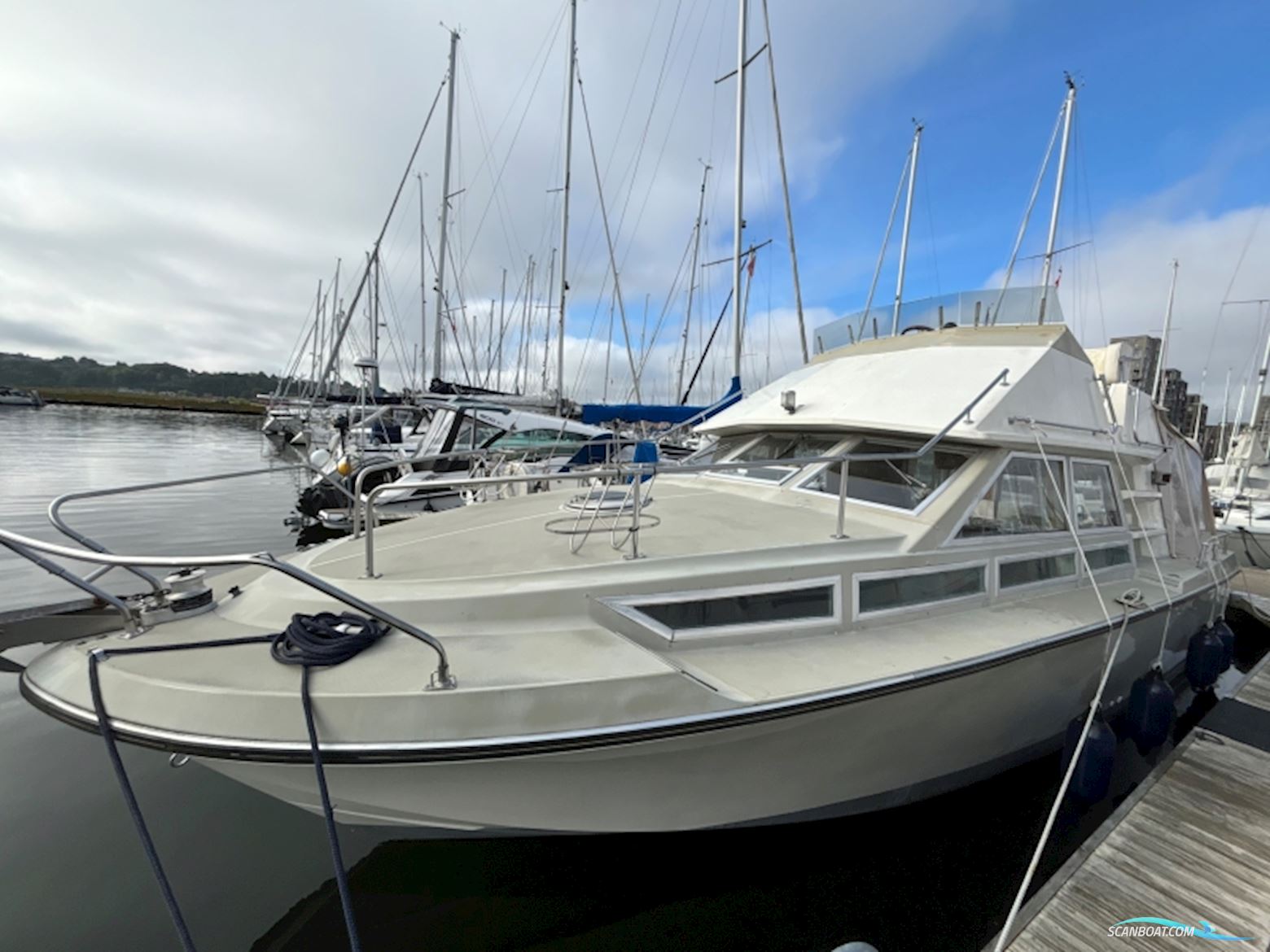 Coronet 32 Deepsea Motorboot 1977, mit 2 x Volvo Penta motor, Dänemark