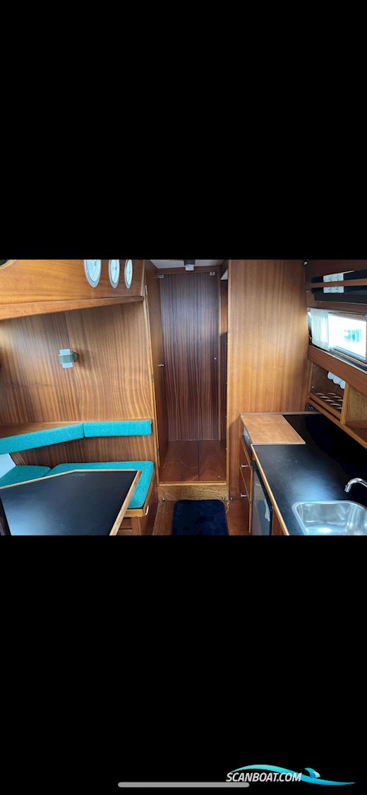 Coronet 32 Oceanfarer