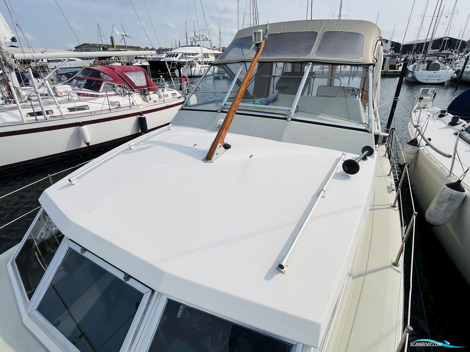 Coronet 32 Oceanfarer