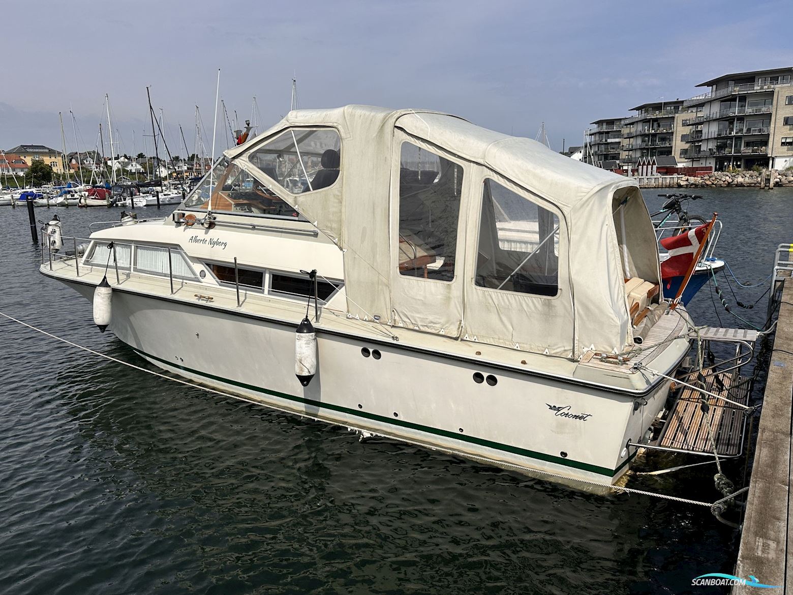 Coronet 32 Oceanfarer Motorboot 1975, mit Volvo Penta  KAD 44 EDC motor, Dänemark
