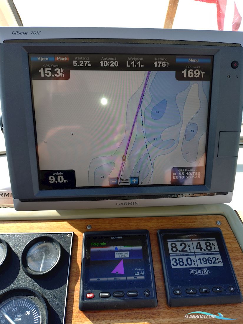 Coronet 32 Oceanfarer