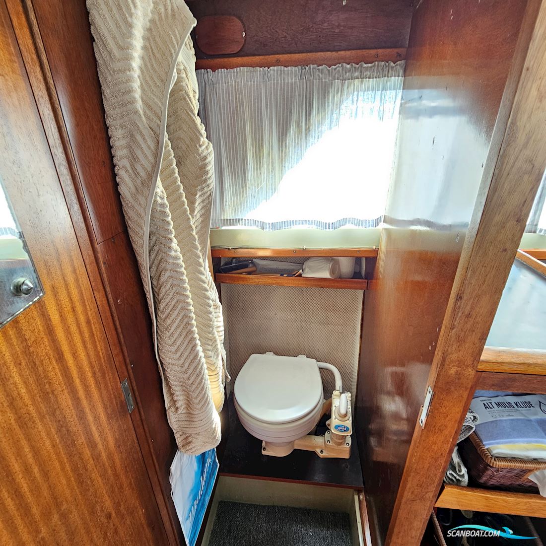 Coronet De Luxe 24 Cabin, Special Tilbud kun nu i April Nyere Mercury Motor