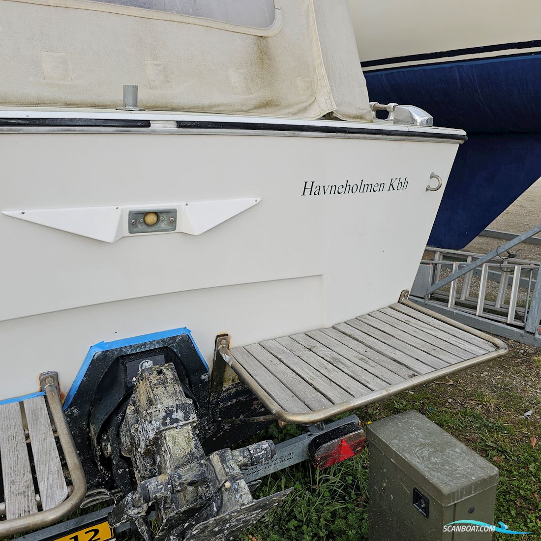 Coronet De Luxe 24 Cabin, Super Billigt April Nyere Mercury Motor