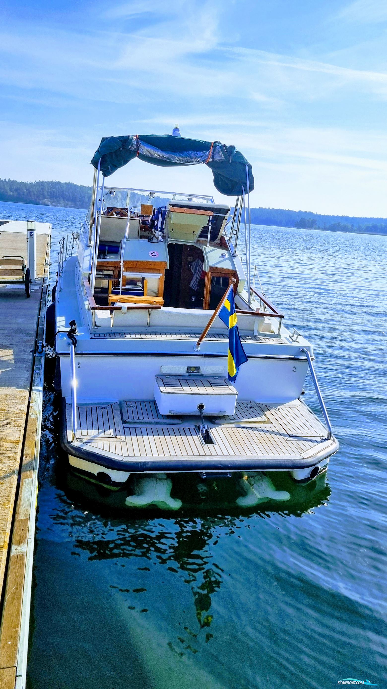 Coronet Oceanfarer 32