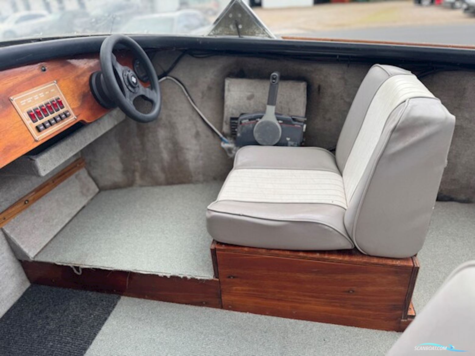 Coronett Cabrina 17 Runabout - Dansk Bygget Classic Boat Med 90 hk Yamaha 3-Cylinder 2-Takt