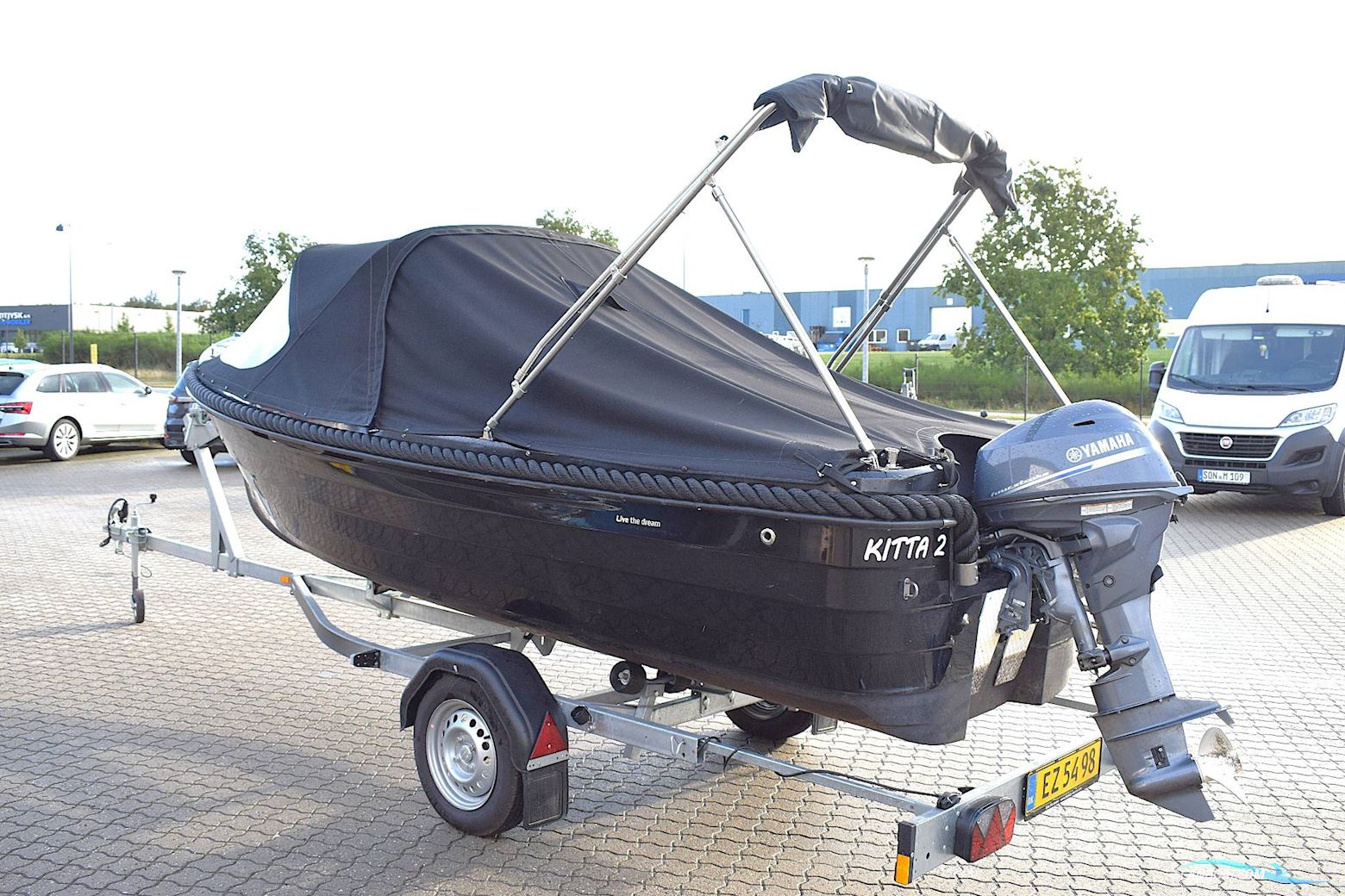 Corsiva 475 New Age - 25 HK Yamaha/Udstyr