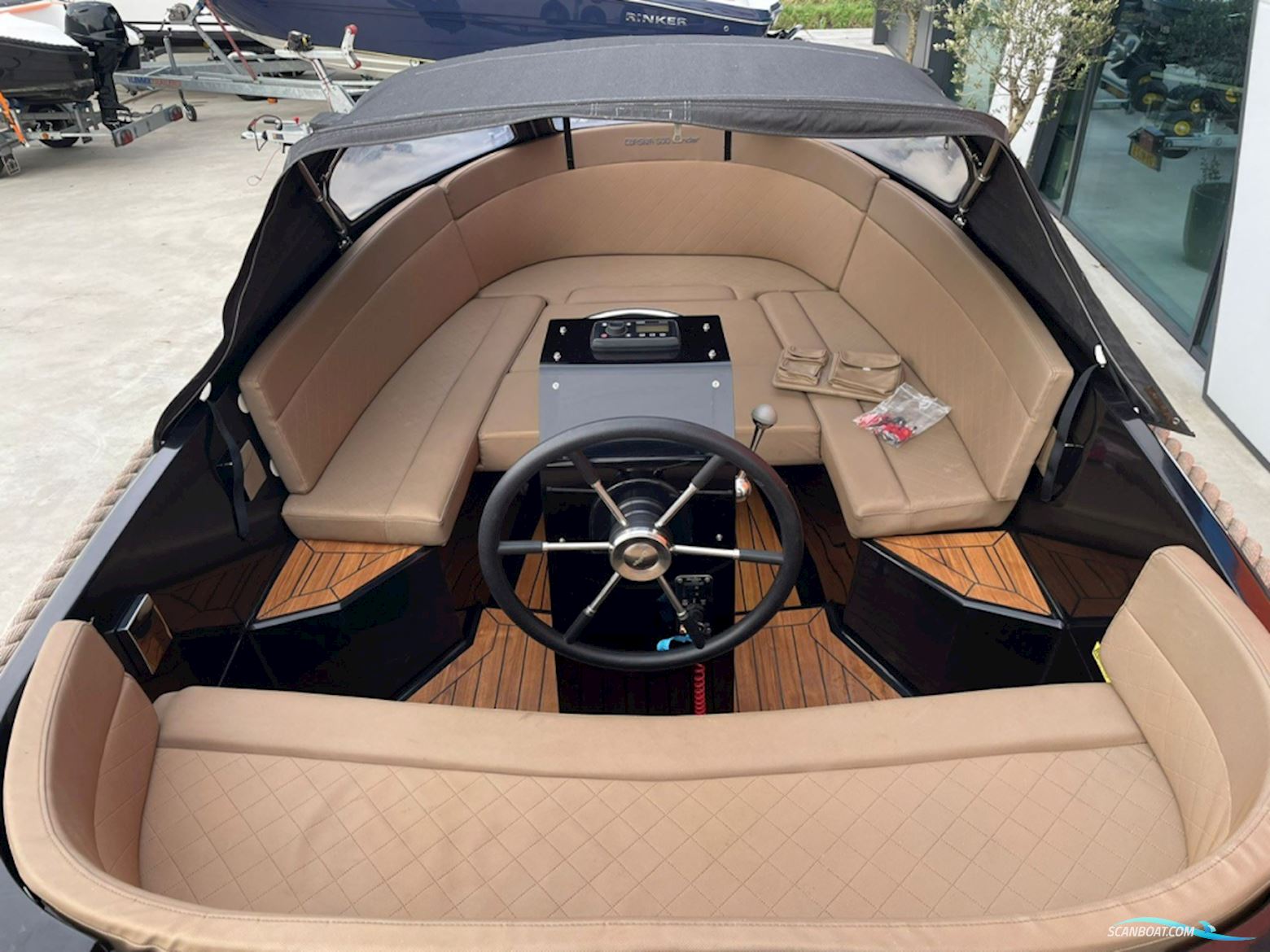 Corsiva 500 Tender Occasion