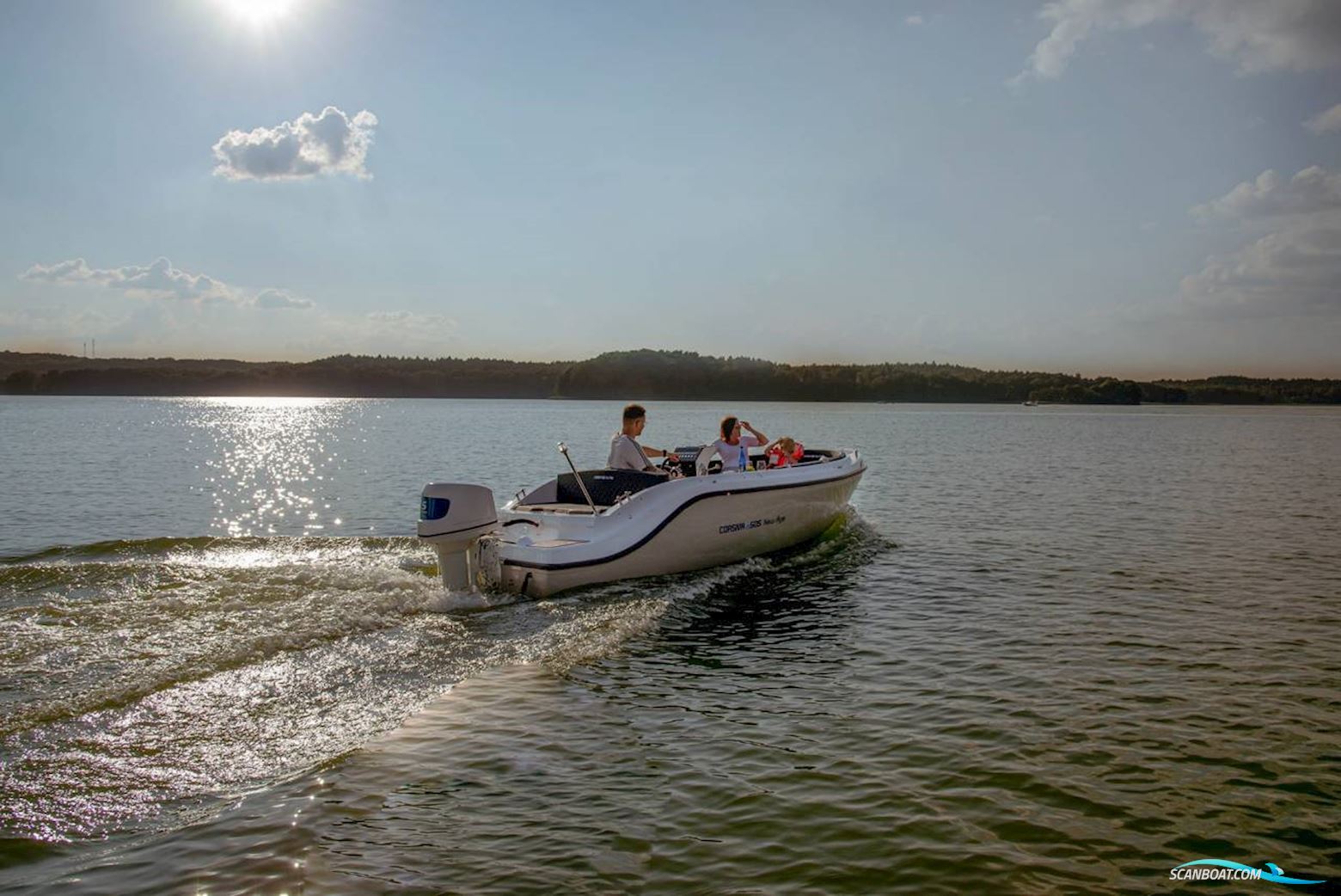 Corsiva 505 New Age - 25 HK Yamaha/Udstyr