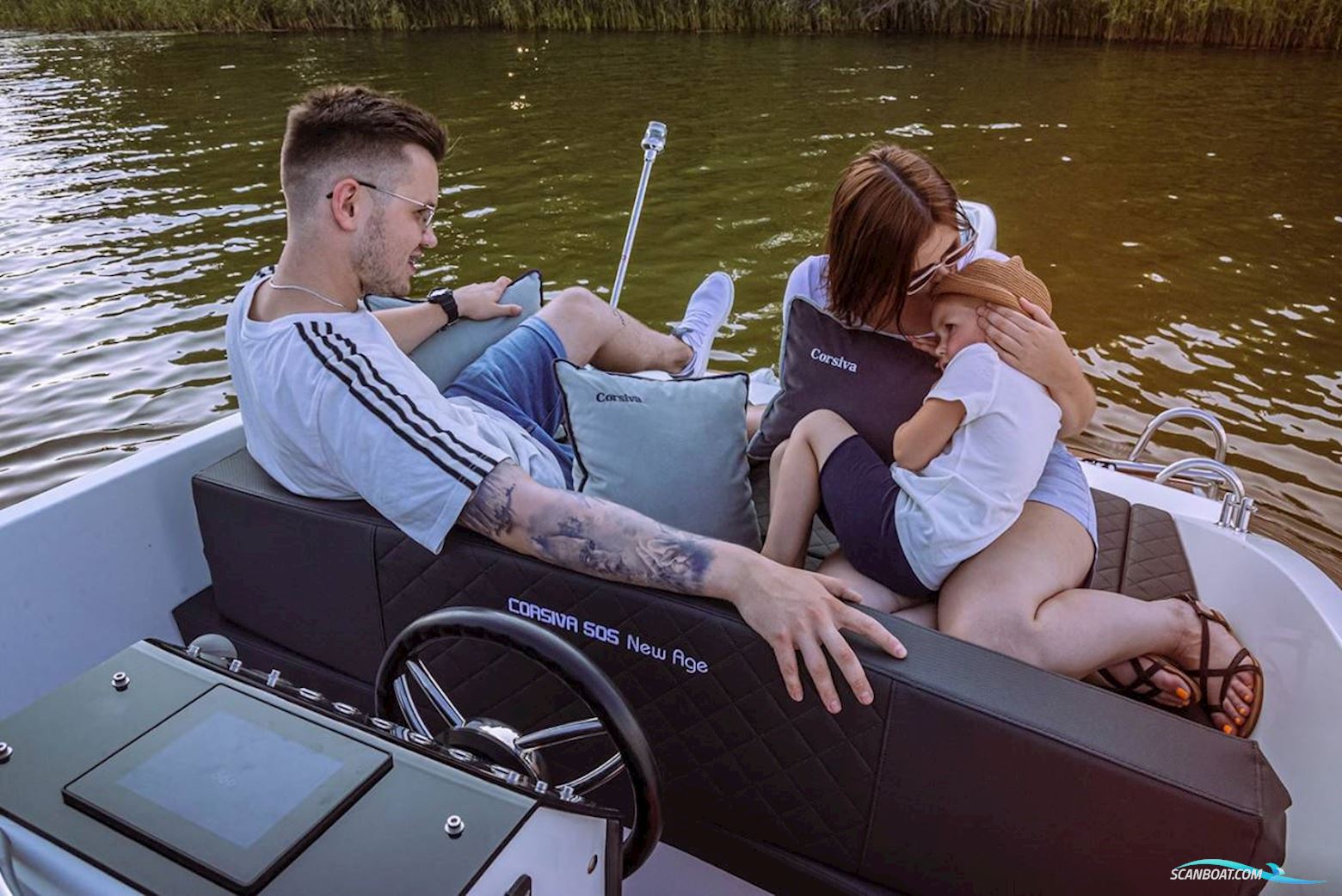 Corsiva 505 New Age - 25 HK Yamaha/Udstyr