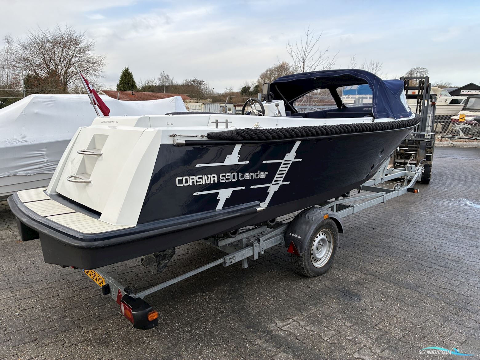 Corsiva 590 Tender