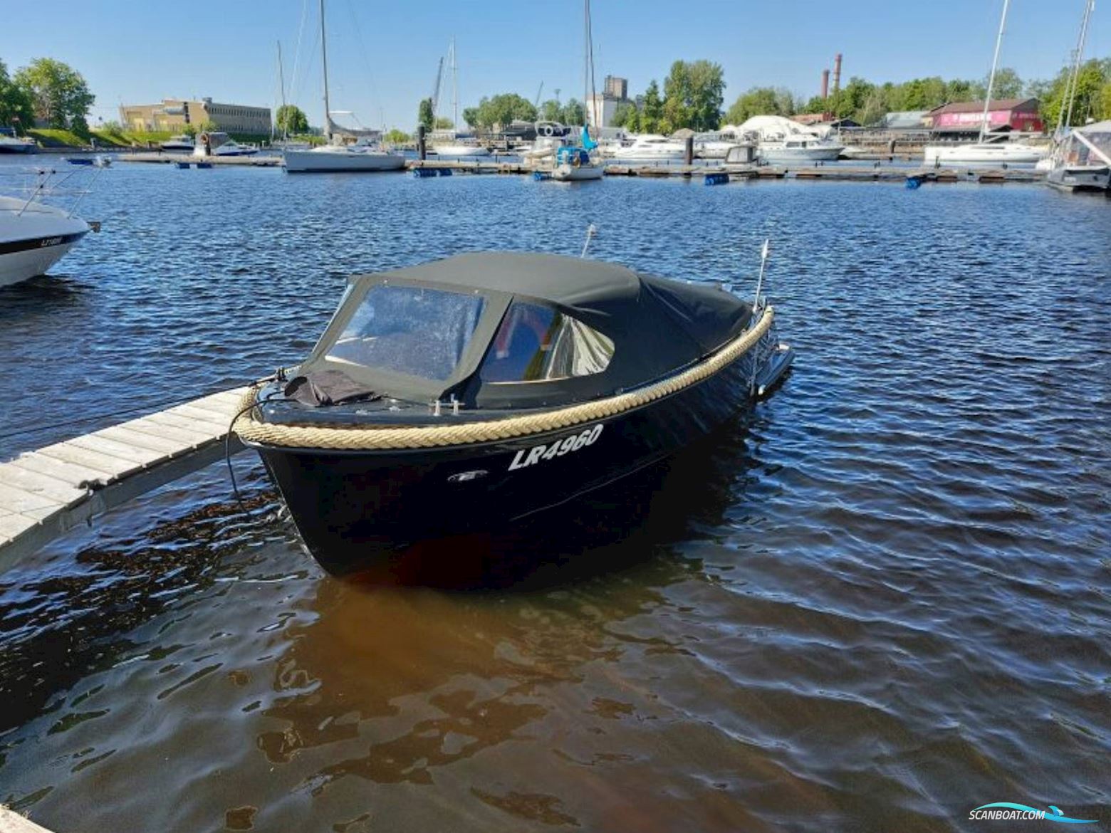 Corsiva 595 Tender - 25 HK Yamaha/Udstyr