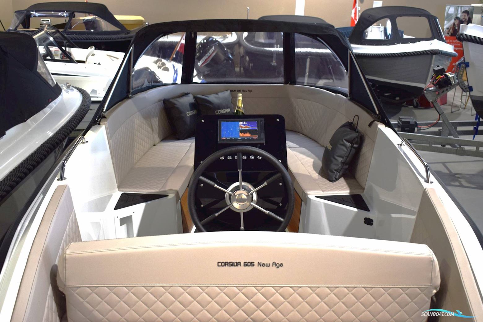 Corsiva 605 New Age - 25 HK Yamaha og udstyr