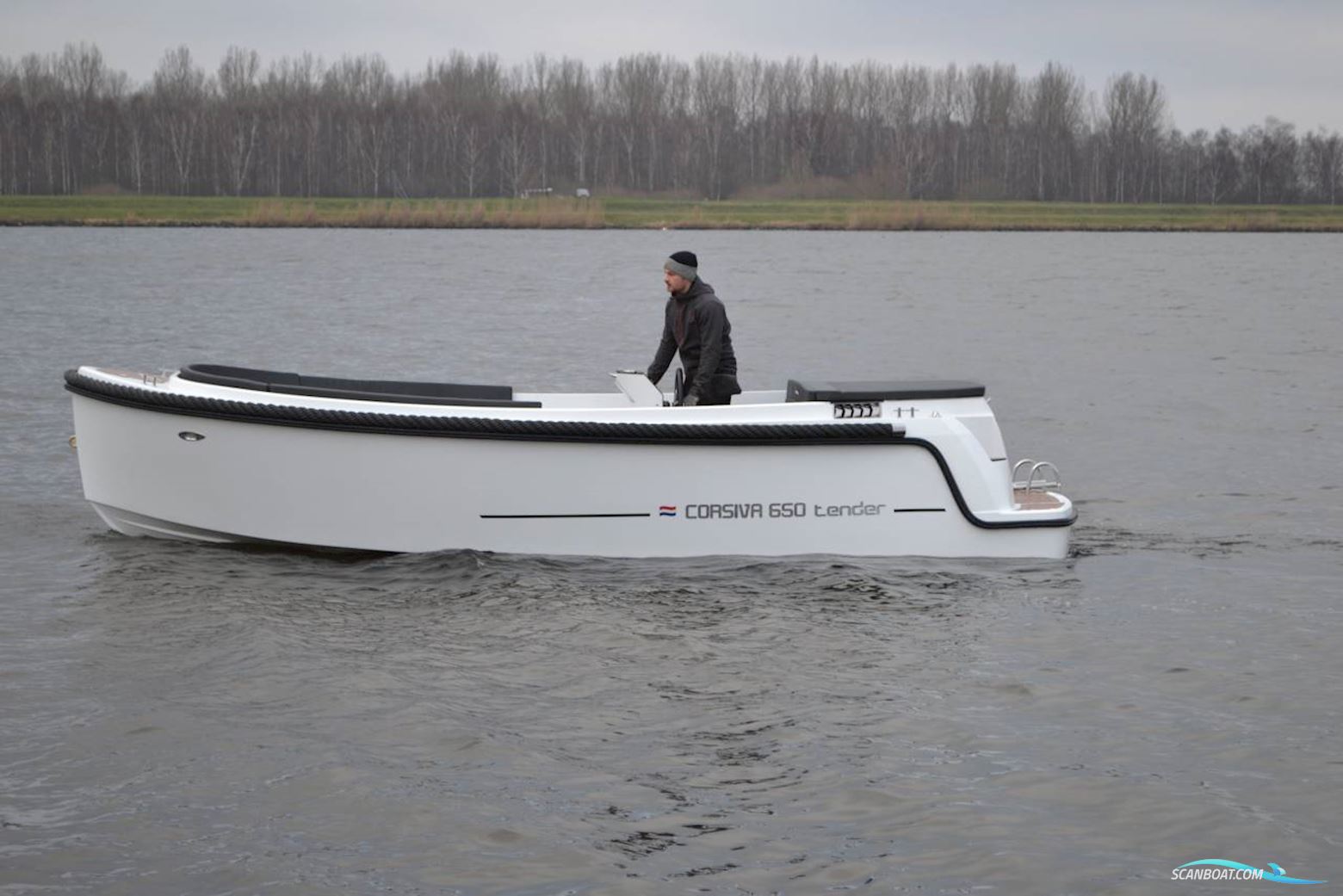 Corsiva 650 Tender - 25 HK Yamaha/Udstyr