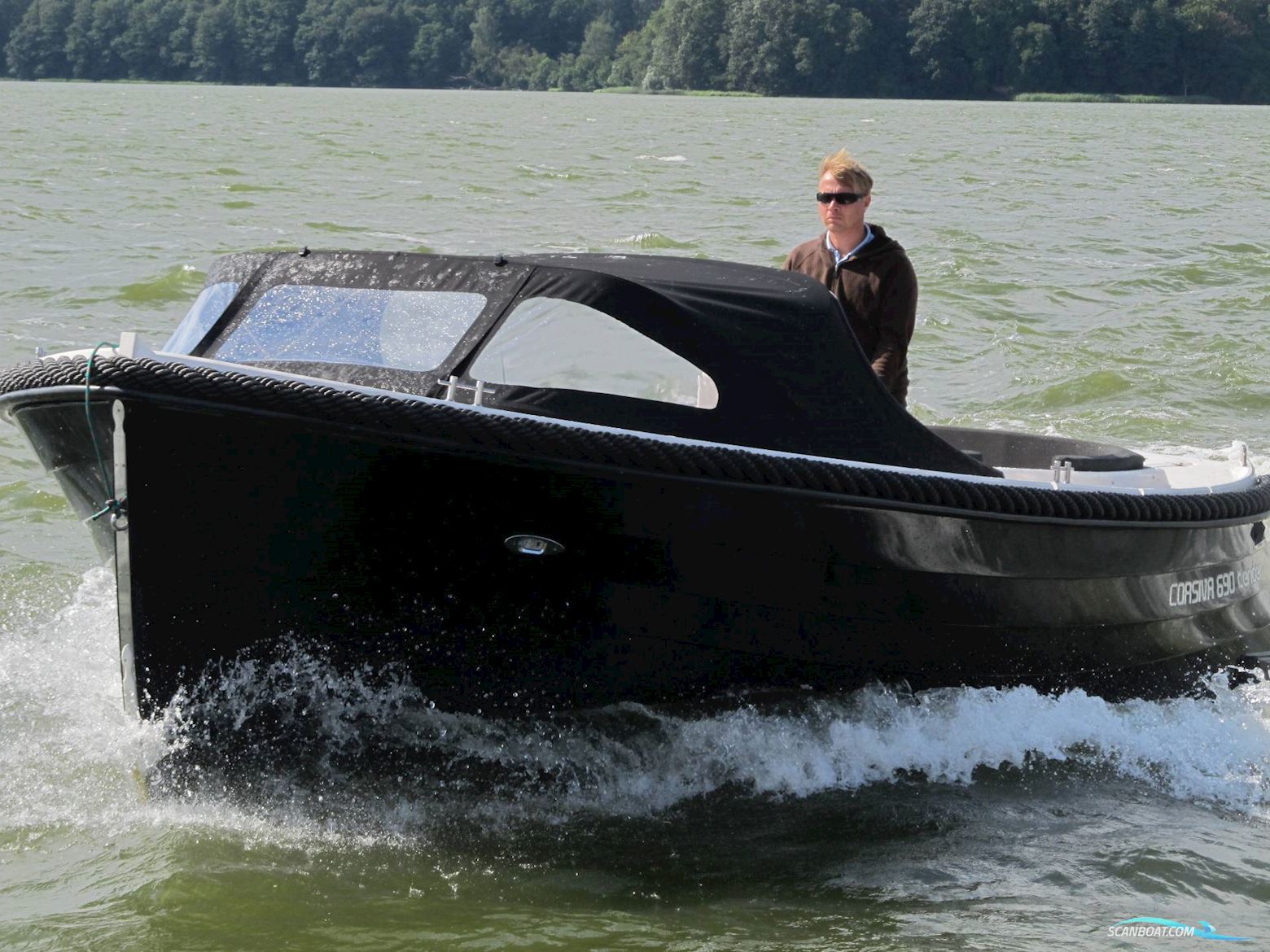Corsiva 690 Tender  - 40 HK Yamaha/Udstyr
