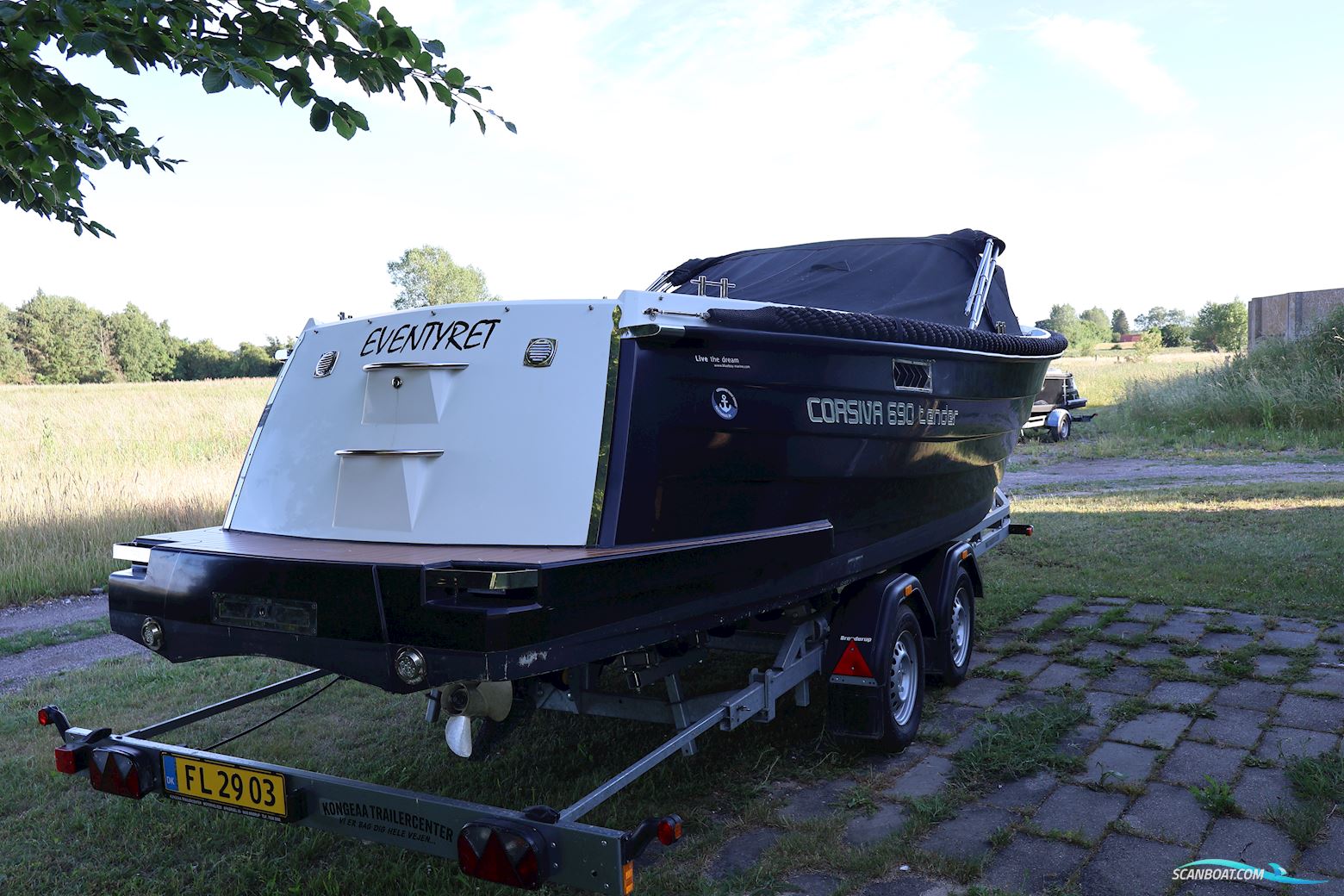 Corsiva 690 Tender