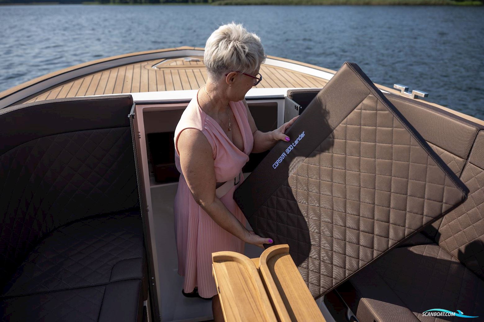 Corsiva 800 Tender - 40 HK Yamaha/Udstyr