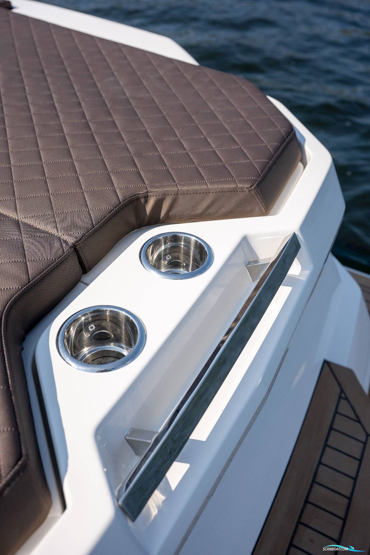 Corsiva 800 Tender - 40 HK Yamaha/Udstyr