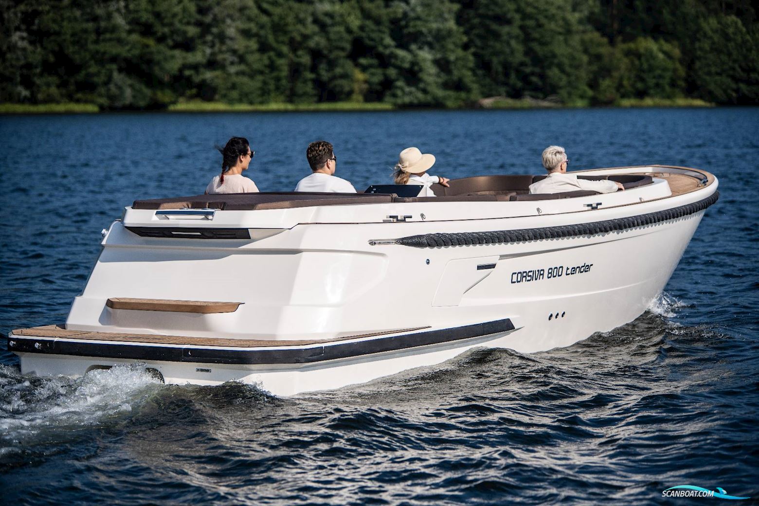 Corsiva 800 Tender - 40 HK Yamaha/Udstyr