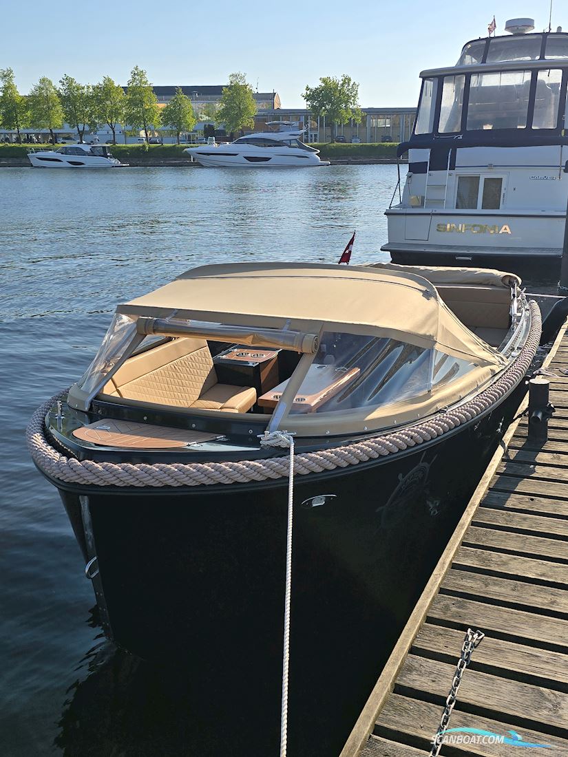 Corsiva Tender 650