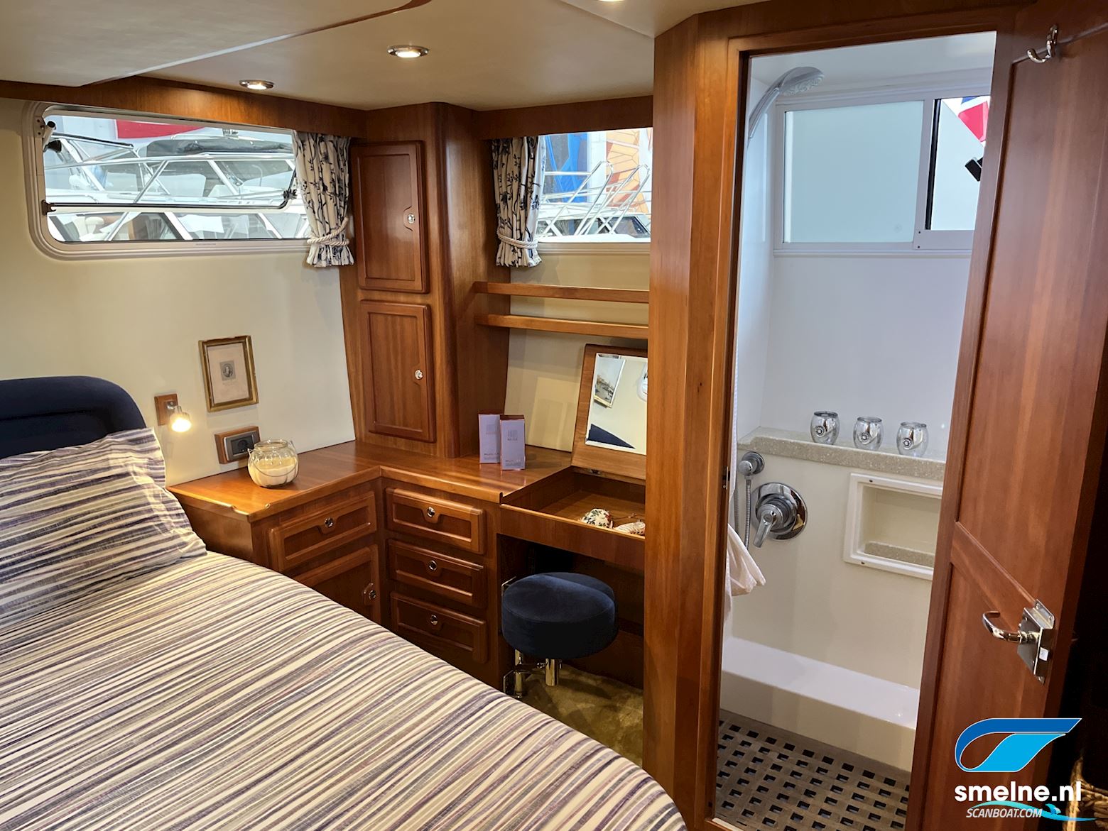 Corvette Cruisers 340