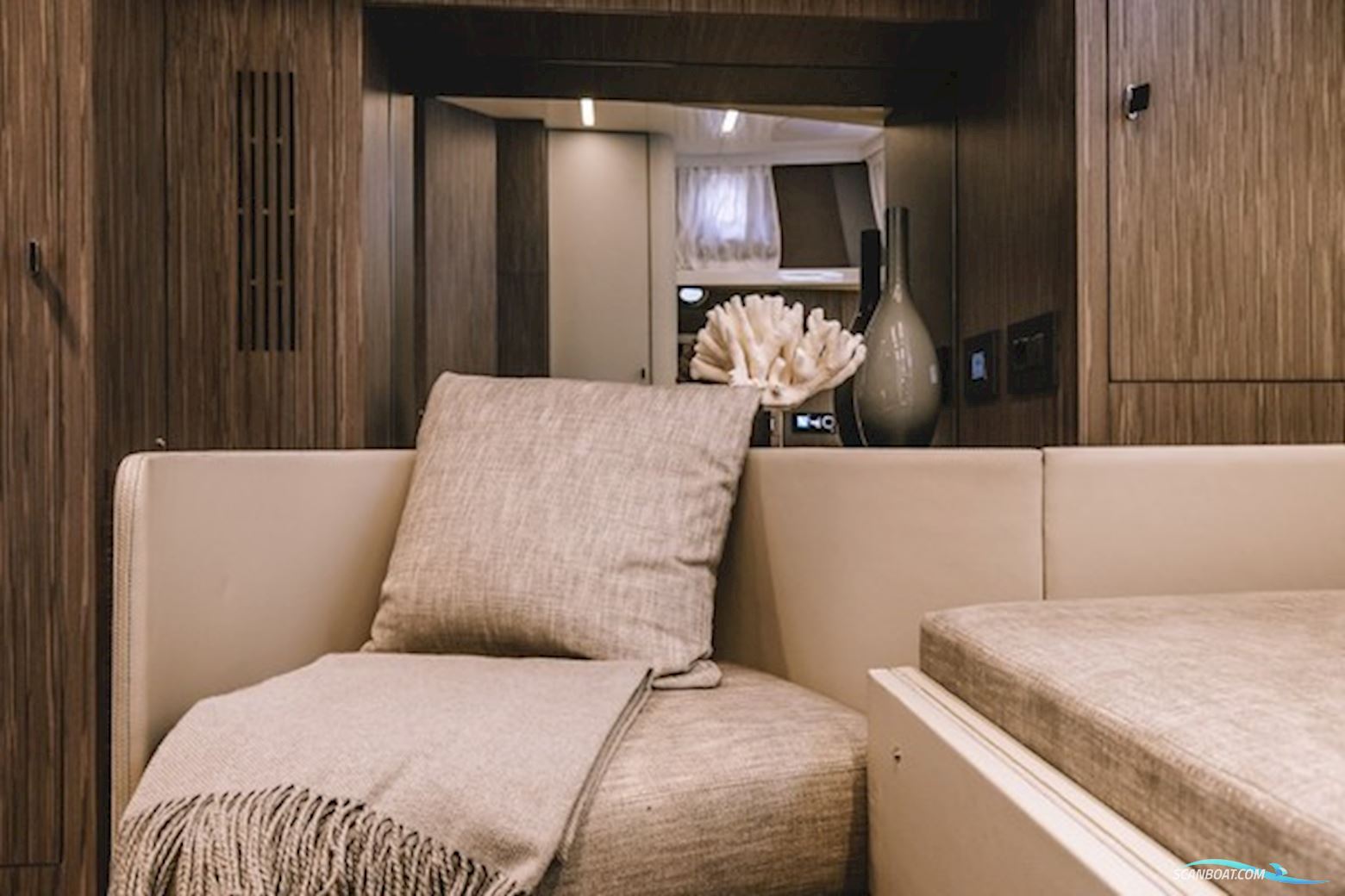 Cranchi A46 LT - Preorder fra