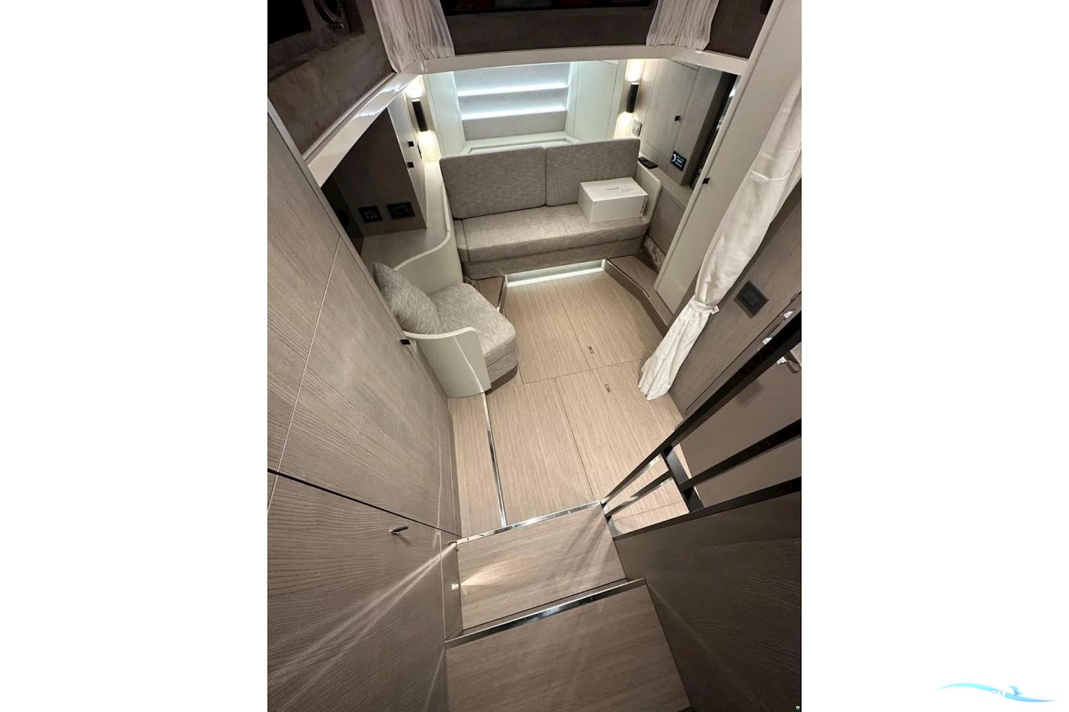 Cranchi A46 Luxury Tender