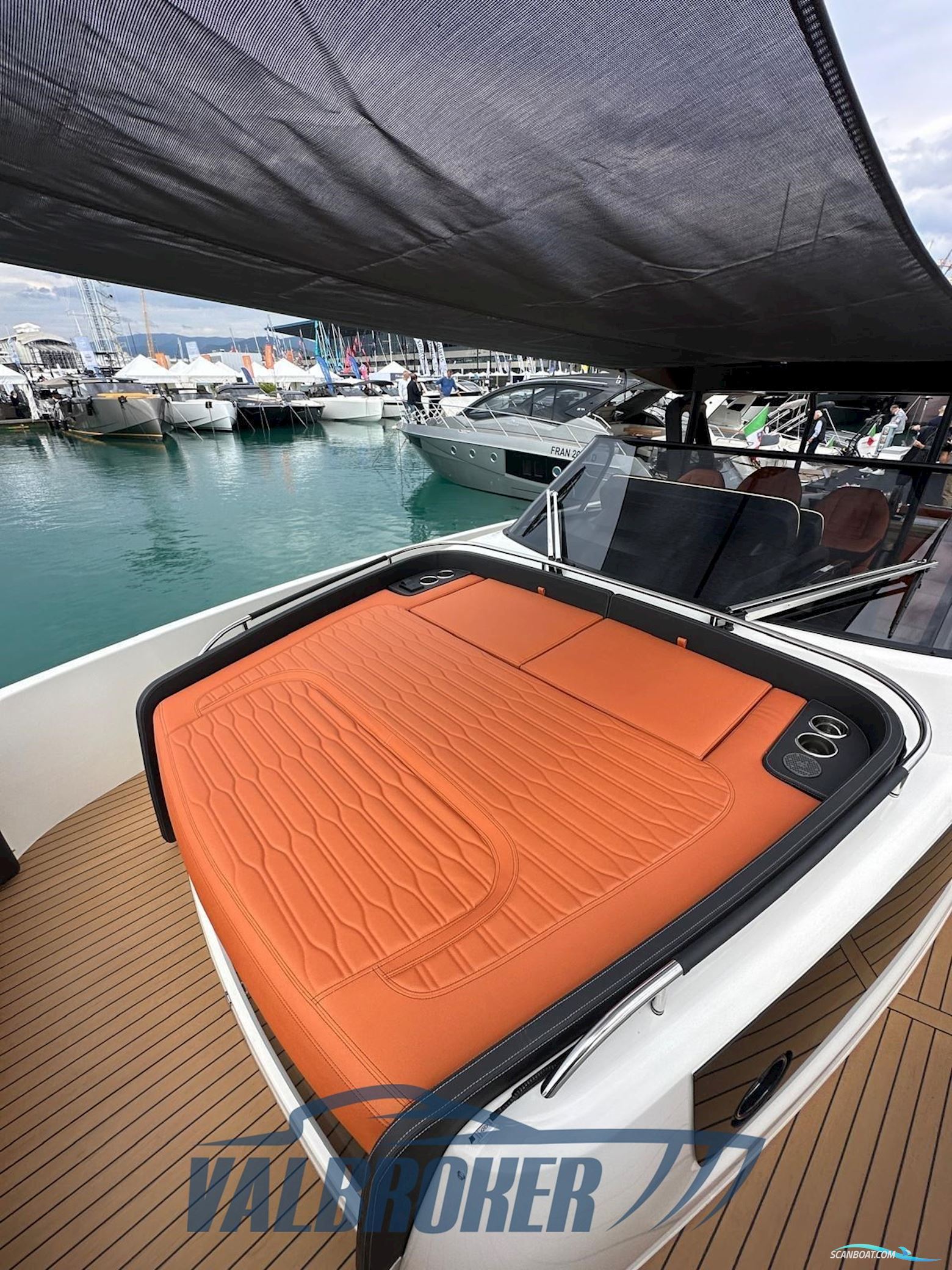 Cranchi A46 Luxury Tender