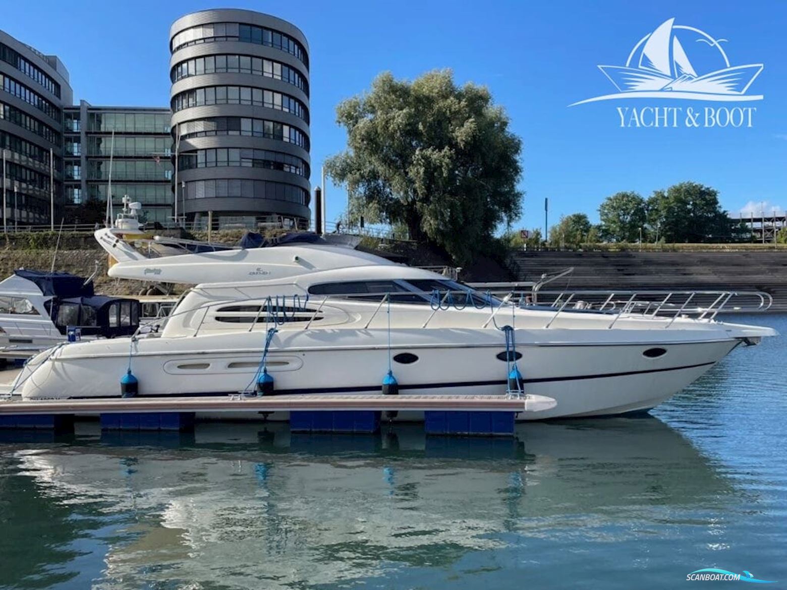 Cranchi Atlantique 48 Motorboot 2002, mit Volvo Penta motor, Deutschland