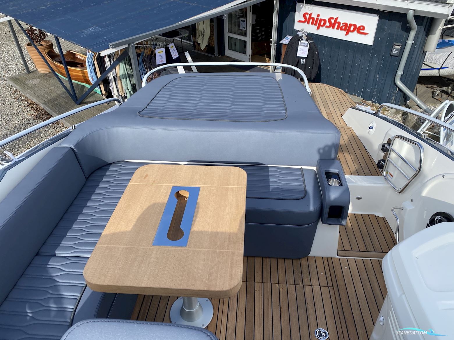 Cranchi E30 Endurance (2021) YDERLIGERE NEDSAT