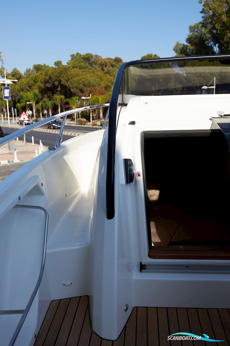 Cranchi E30 Endurance