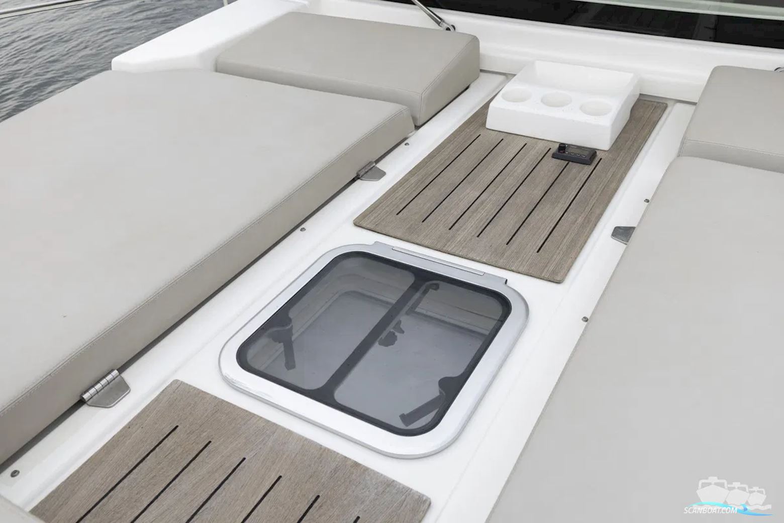 Cranchi Eco Trawler 43 Long Distance