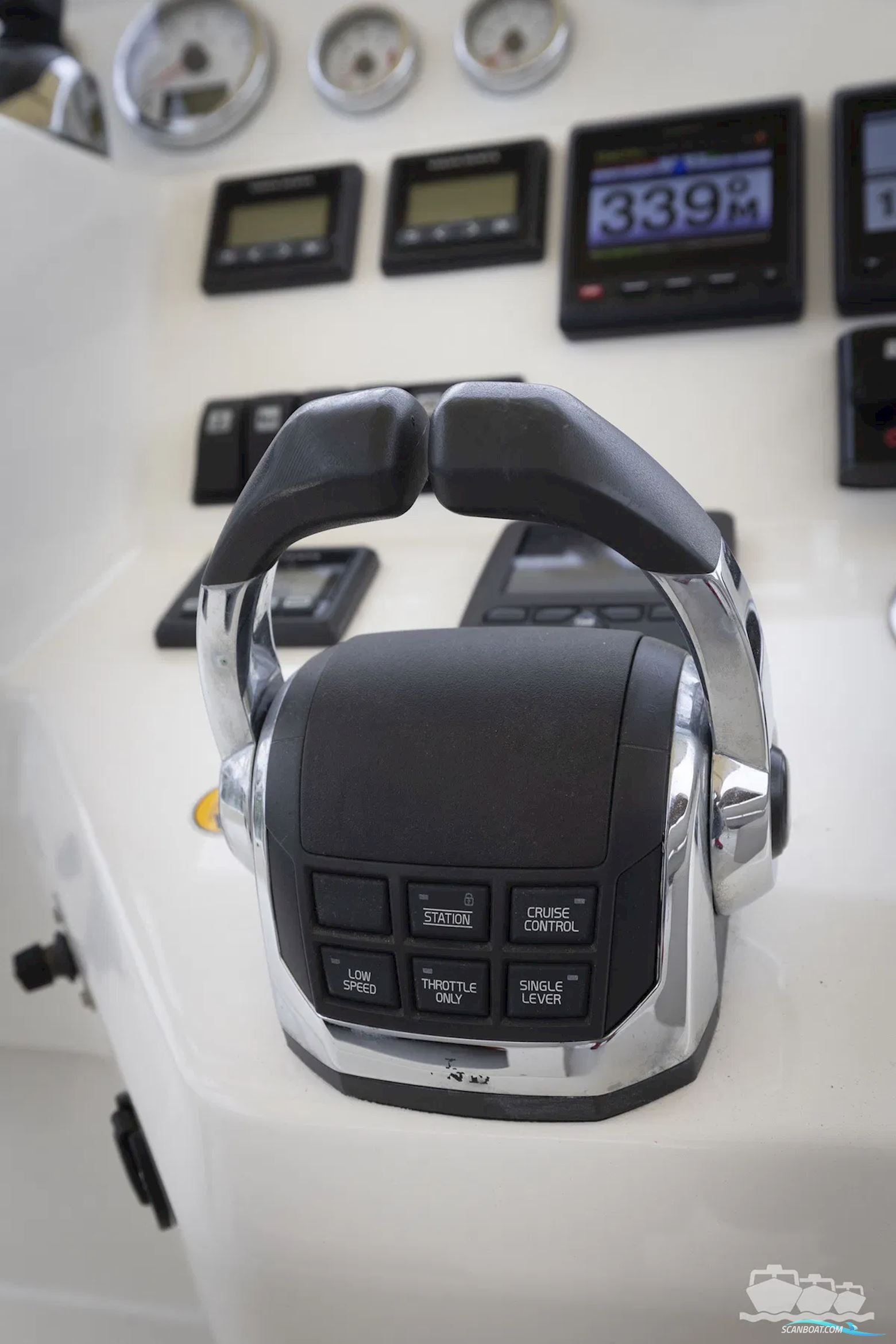 Cranchi Eco Trawler 43 Long Distance