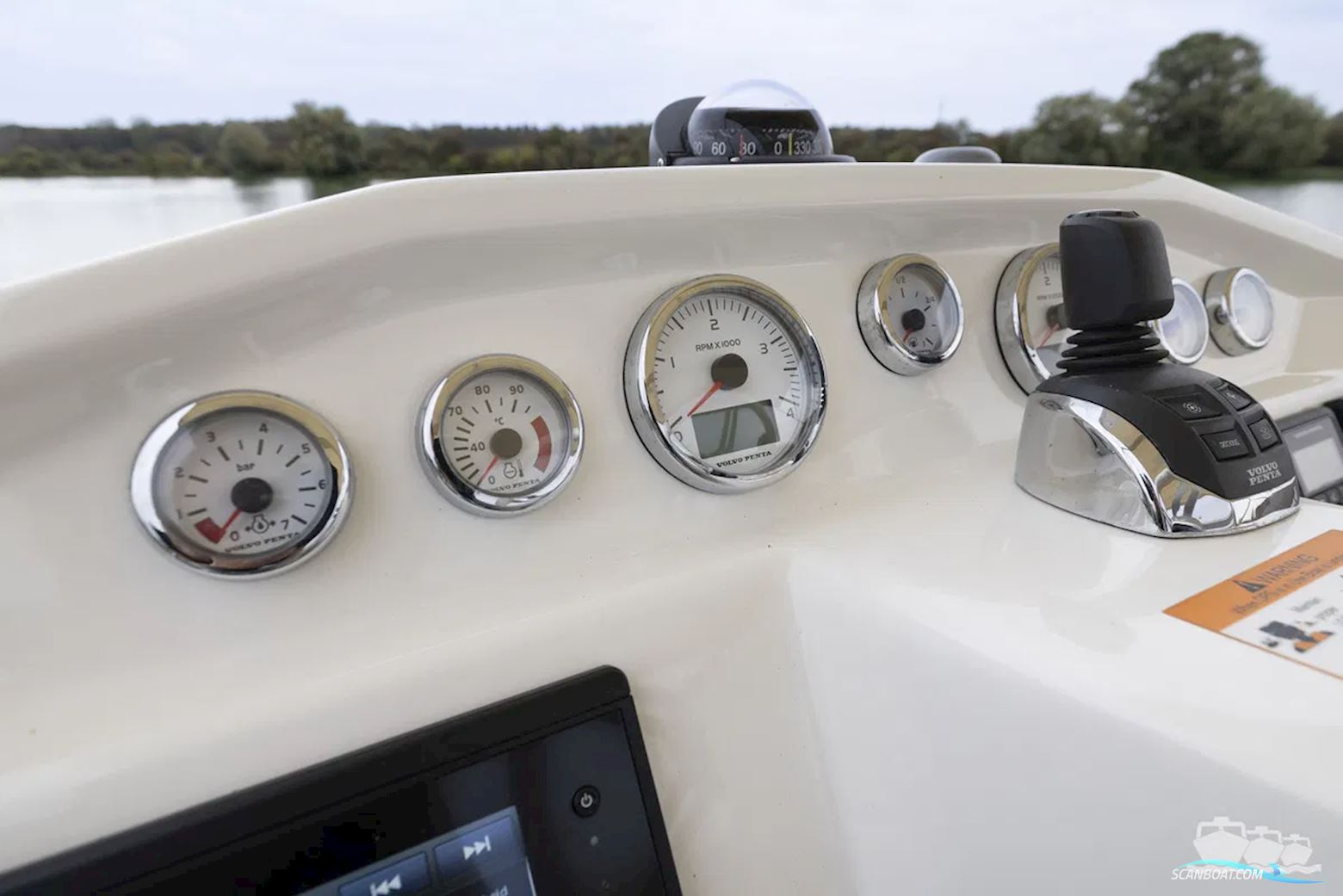 Cranchi Eco Trawler 43 Long Distance