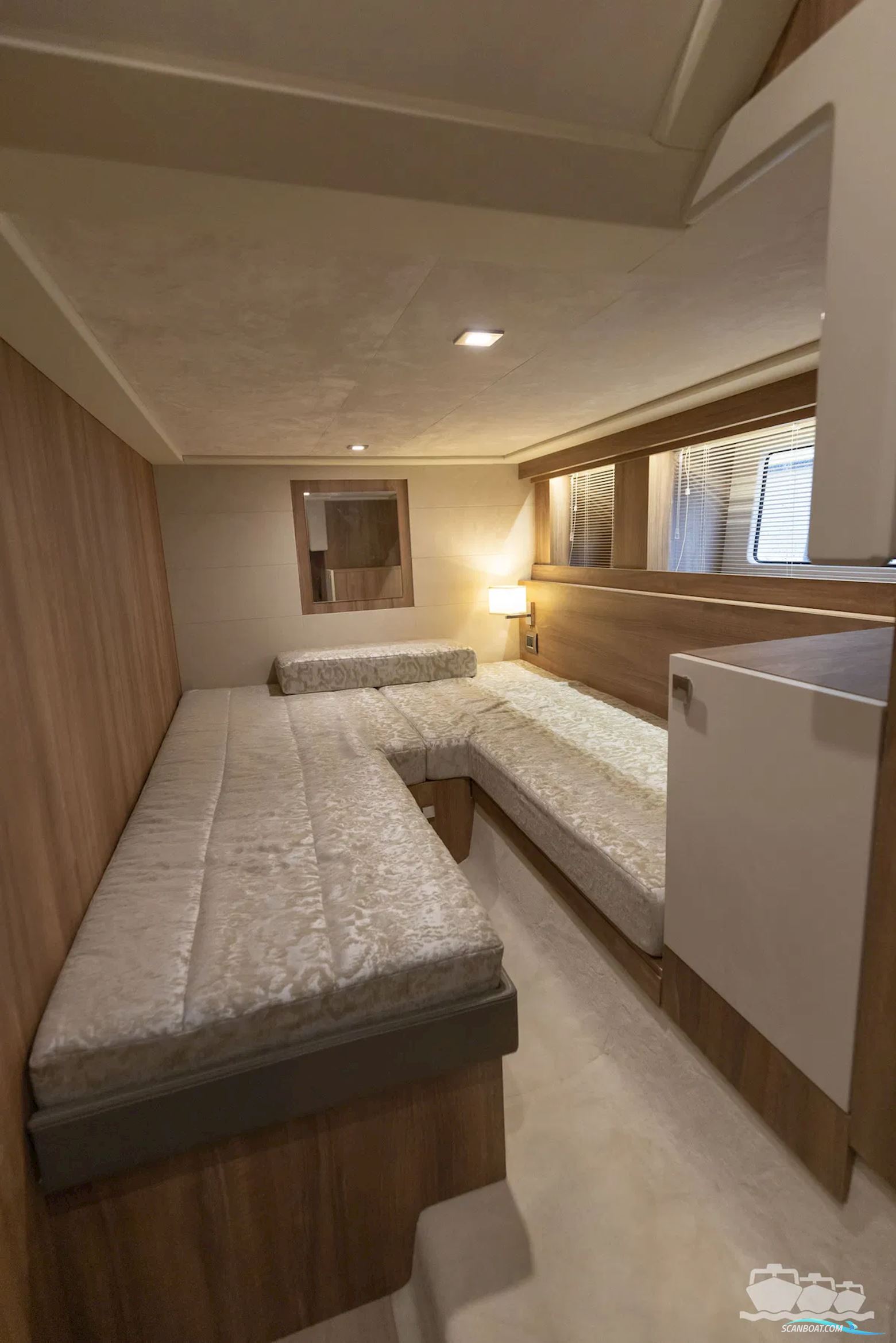 Cranchi Eco Trawler 43 Long Distance