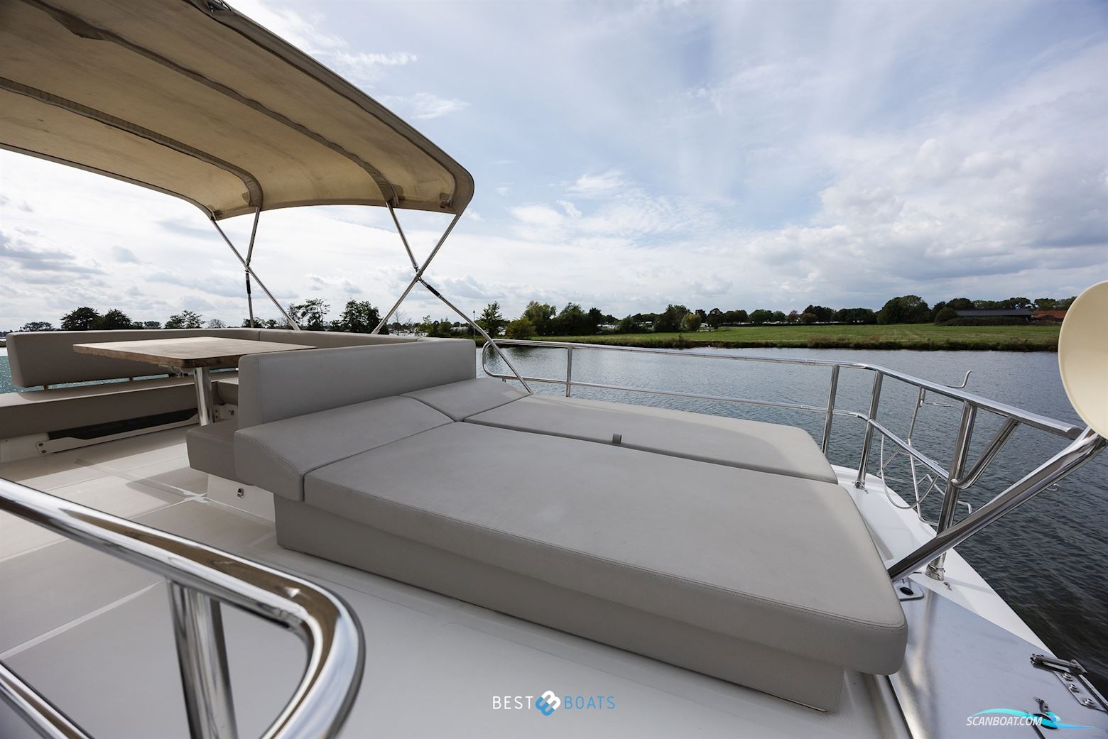 Cranchi Eco Trawler 43 Long Distance