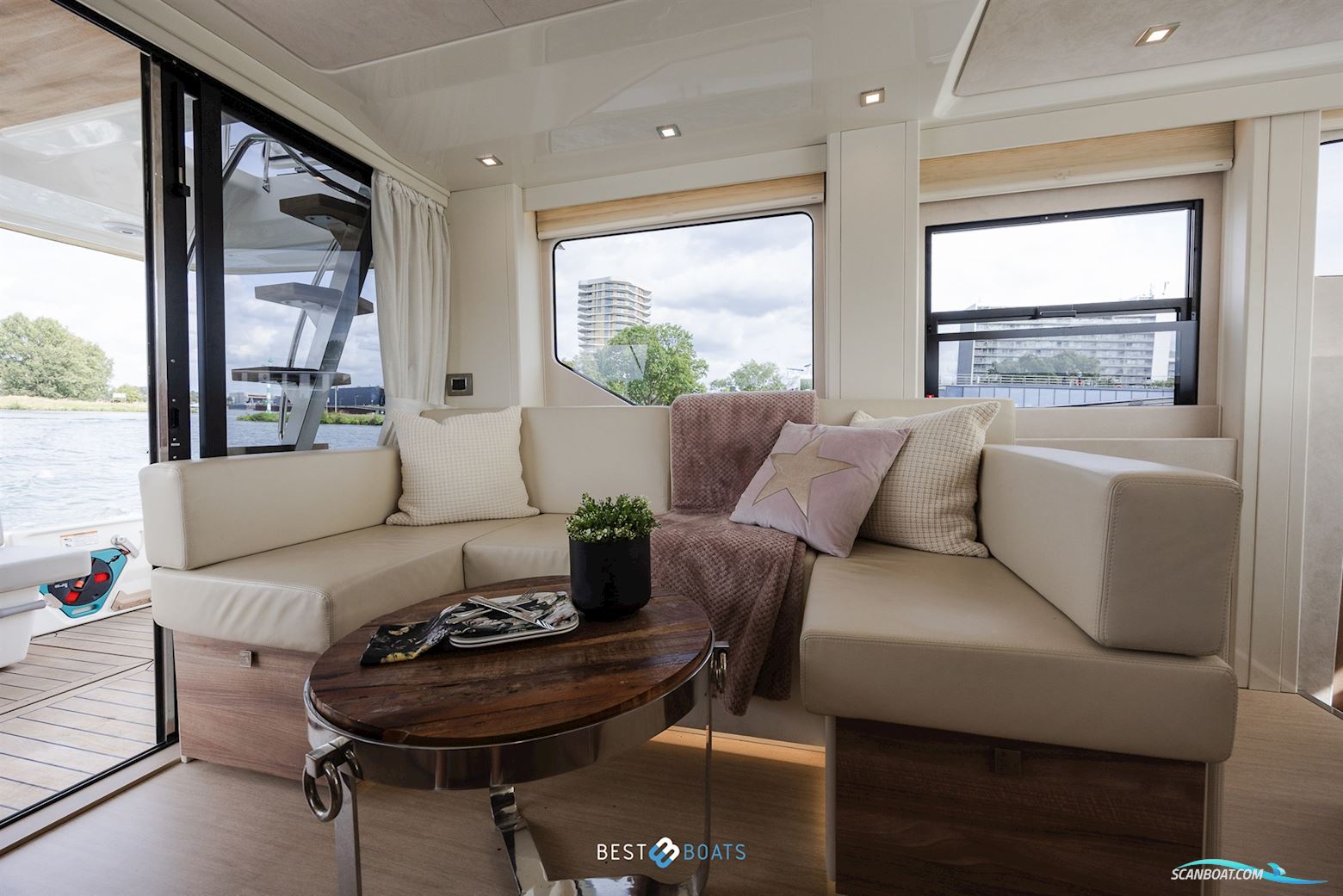 Cranchi Eco Trawler 43 Long Distance