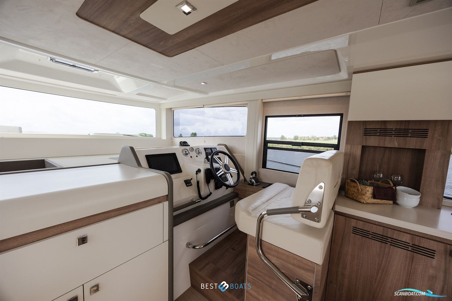 Cranchi Eco Trawler 43 Long Distance