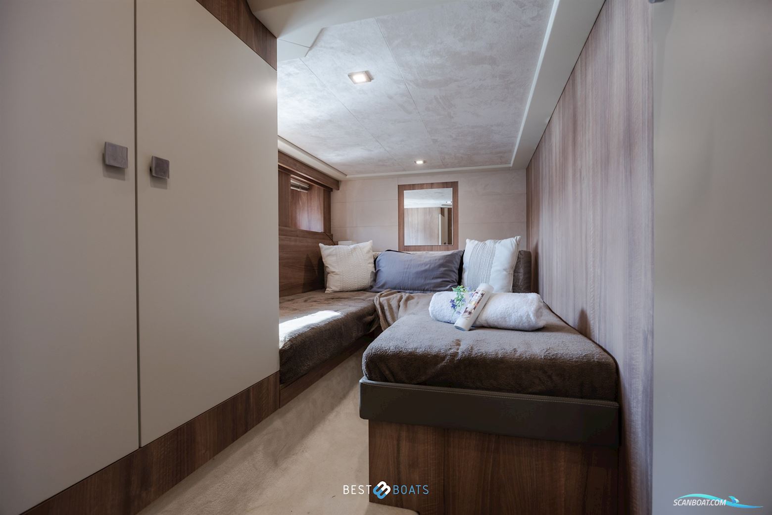 Cranchi Eco Trawler 43 Long Distance